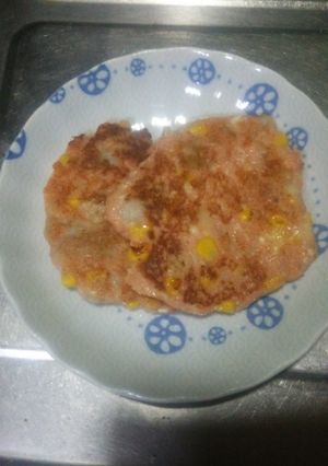 里芋とたらこと豆腐とチーズとコーンの芋餅-レシピのメイン写真