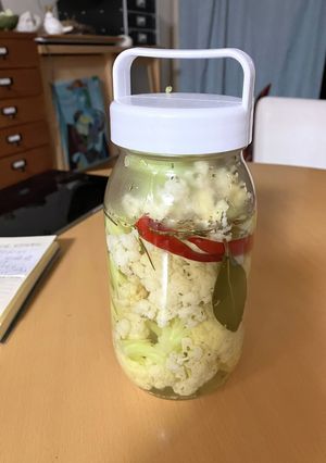 カリフラワーの香草酢漬け-レシピのメイン写真