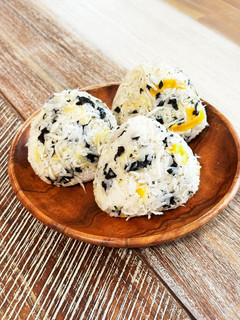 海苔香る☆しらすとチーズのおにぎり-レシピのメイン写真
