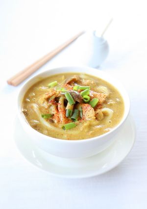 カレー粉・牛乳で【クリーミーカレーうどん-レシピのメイン写真