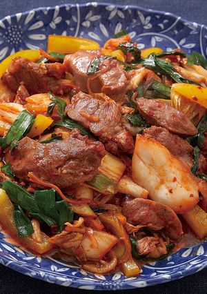 くせになる~!カシラ肉のキムチ炒め-レシピのメイン写真