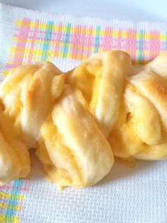 明太クリームのエピ風パン-レシピのメイン写真