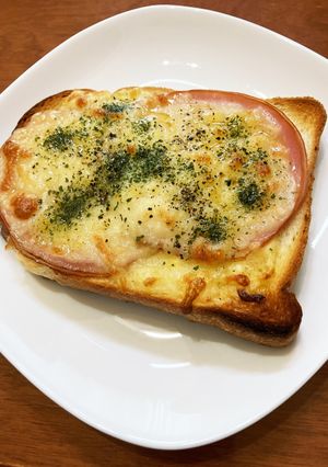 ハムチーズトースト-レシピのメイン写真