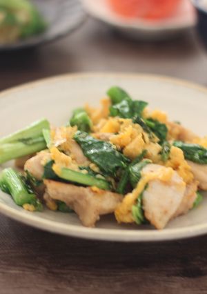 ゆずこしょう香る、菜の花と鶏胸肉の卵炒め-レシピのメイン写真