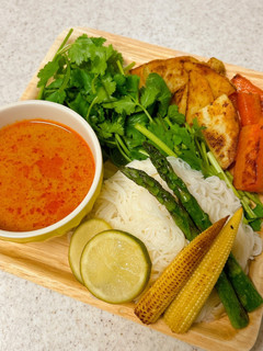 焼き野菜とパクチー添え♪タイカレーつけ麺-レシピのメイン写真