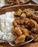 お肉たっぷり甘くて辛いポークカレー