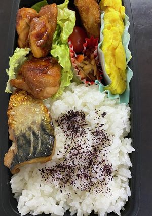 頑張るパパへ83さばと照り焼きチキン弁当-レシピのメイン写真