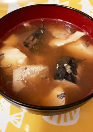サバ缶とお豆腐の汁物-レシピのメイン写真