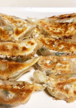 タレを付けなくても美味しい餃子-レシピのメイン写真