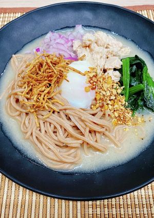 ザクっと食感ガーリック！鶏白湯うどん-レシピのメイン写真
