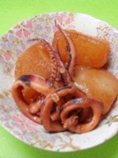 イカと聖護院大根の煮物-レシピのメイン写真