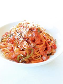 パンチェッタで、濃厚な【大人味ナポリタン-レシピのメイン写真