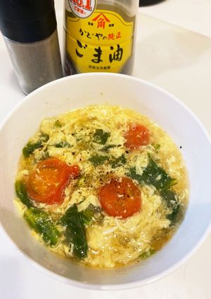 レタスとトマトと卵のスープ-レシピのメイン写真