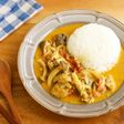 サバ缶としめじのココナッツミルクカレー