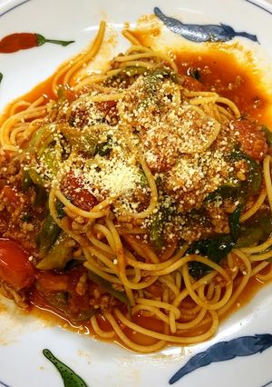 レタスの外葉でトマトスパゲティー-レシピのメイン写真