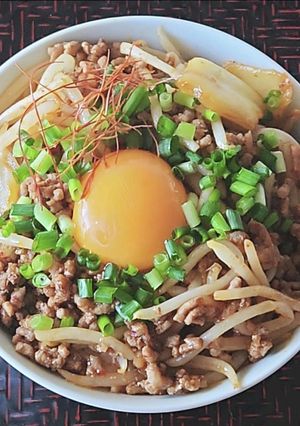 失敗なしそぼろ丼☆モヤシ☆ひき肉☆お弁当-レシピのメイン写真
