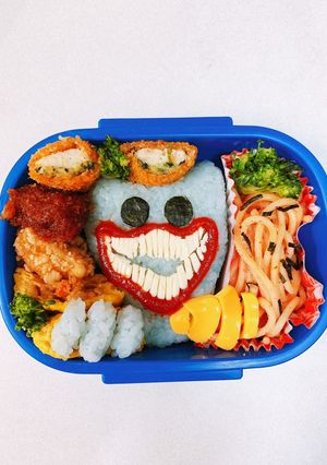 簡単TVから飛び出たハギーワギーキャラ弁-レシピのメイン写真