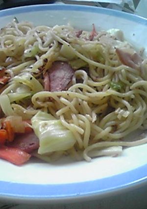 チーズ入り和風塩焼きそば♪-レシピのメイン写真