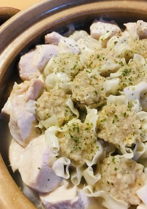 鍋の素活用●焼売＆鶏肉キャベツの白湯鍋-レシピのメイン写真