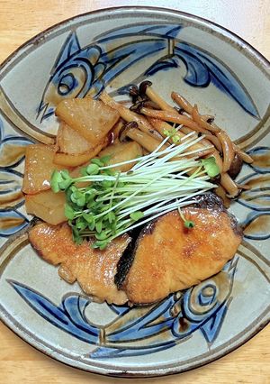 ブリと大根とシメジのバターソテー-レシピのメイン写真