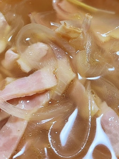 玉ねぎとベーコンのコンソメスープ-レシピのメイン写真