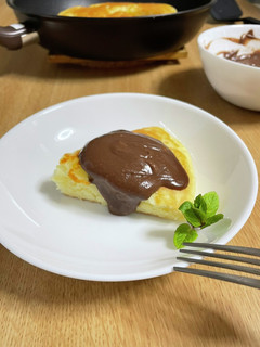 HMで、ふんわりしっとりなホットケーキ-レシピのメイン写真