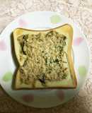 ツナ缶と青のりで和風トースト♪