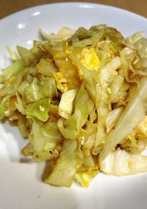 キャベツと半熟卵の炒め物-レシピのメイン写真