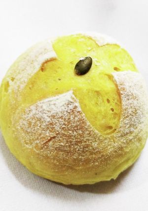 うちの味☆手捏で本格♪南瓜好きの南瓜パン-レシピのメイン写真