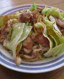 カリカリ豚肉と春キャベツの簡単和風パスタ