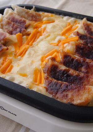 餃子チーズフォンデュ-レシピのメイン写真