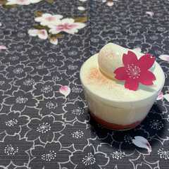 A picture of 桜のティラミス風ムース.