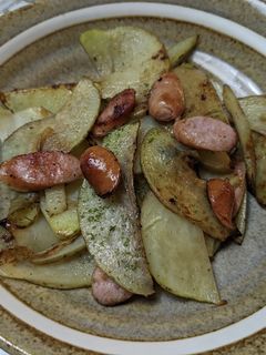 簡単!薄切りポテトとウインナーのソテー-レシピのメイン写真