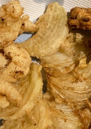 新玉ねぎ，納豆かき揚げ、海老の天ぷら-レシピのメイン写真