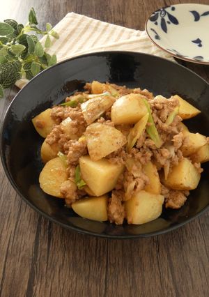 新じゃがとひき肉の味噌あんかけ-レシピのメイン写真