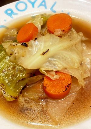 コンソメスープ 冷蔵庫の野菜在庫消費-レシピのメイン写真