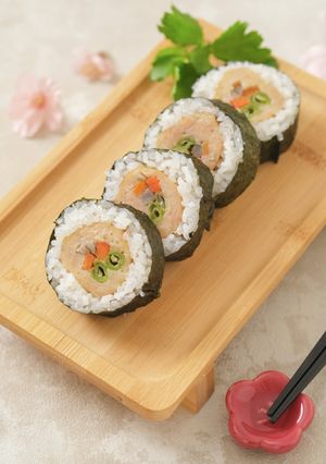スリコの型でお祝いつくね寿司♪♪-レシピのメイン写真