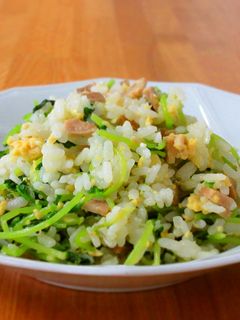 豆苗混ぜ込みチャーハン-レシピのメイン写真