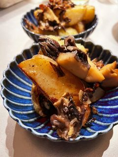 美味!舞茸と新じゃがのバター醤油ソテー-レシピのメイン写真