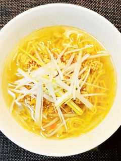 シンプルな塩ラーメン-レシピのメイン写真