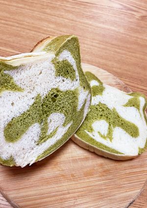 お店みたい！抹茶猫食パン-レシピのメイン写真