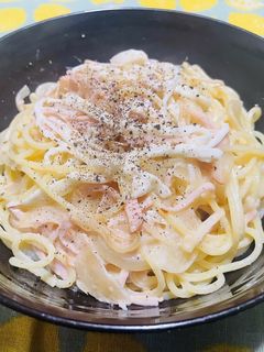 さけるチーズとハムのクリームスパゲッティ-レシピのメイン写真