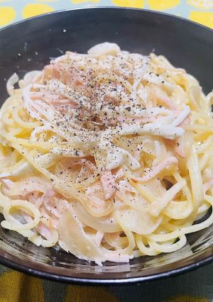 さけるチーズとハムのクリームスパゲッティ-レシピのメイン写真