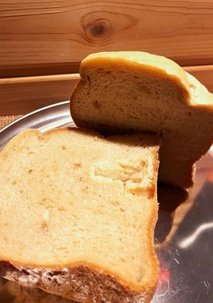 よこ's きなこピーナッツ入り食パン-レシピのメイン写真