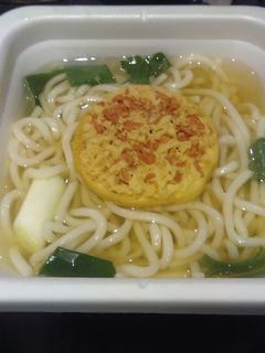 レンチンでお手軽うどんV26えび天ねぎ-レシピのメイン写真