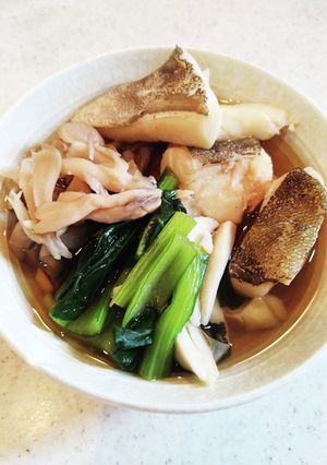出汁が美味しい！塩タラとまいたけの煮物-レシピのメイン写真