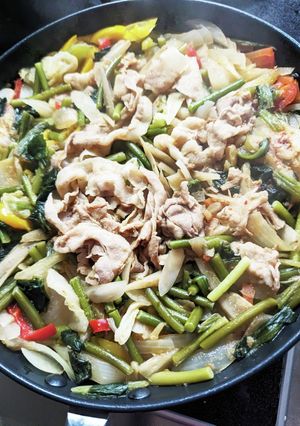 吉野家の豚丼(冷凍)を使った野菜炒め☆-レシピのメイン写真