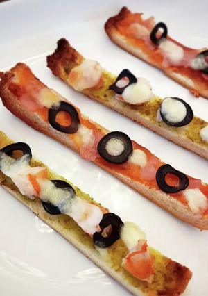 パンの耳のおしゃハンドスティックピザ-レシピのメイン写真