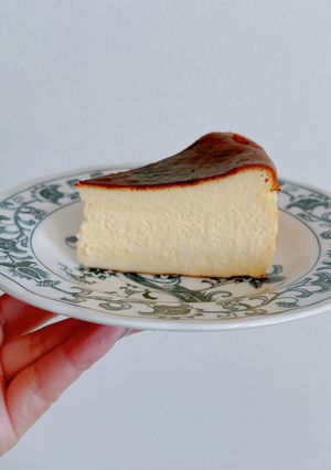 バスク風ハニーチーズケーキ-レシピのメイン写真