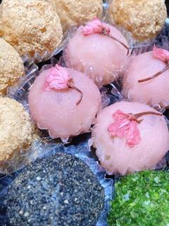 さくらが薫る桜ぼた餅 by 薩摩のやすねこ 【クックパッド】 簡単おいしいみんなのレシピが392万品